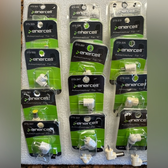 Lot of 36 Assorted Radio Shack Enercell Adaptaplug Tips (New/Open Box) - Picture 2 of 4